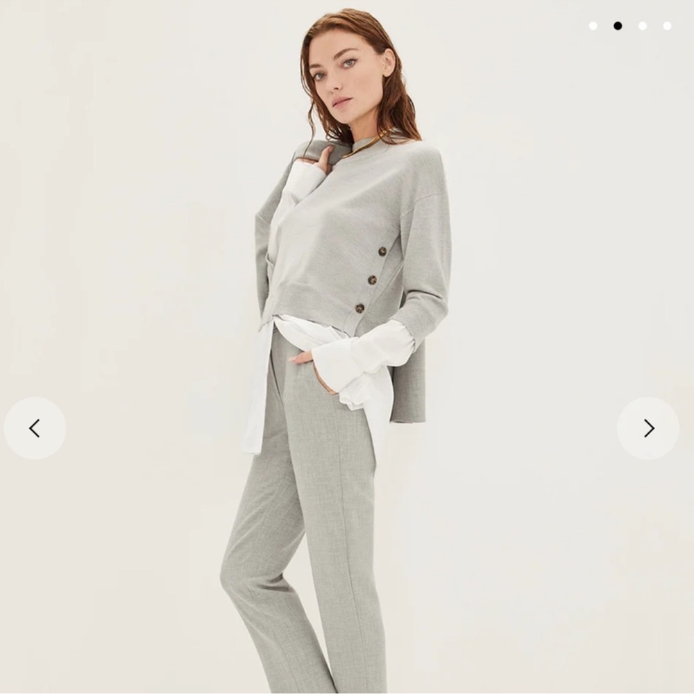 Veronica Beard Light Gray Crewneck Sweater